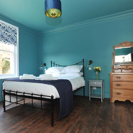 Beechurst Serviced Apartments 첼튼엄 외부 사진
