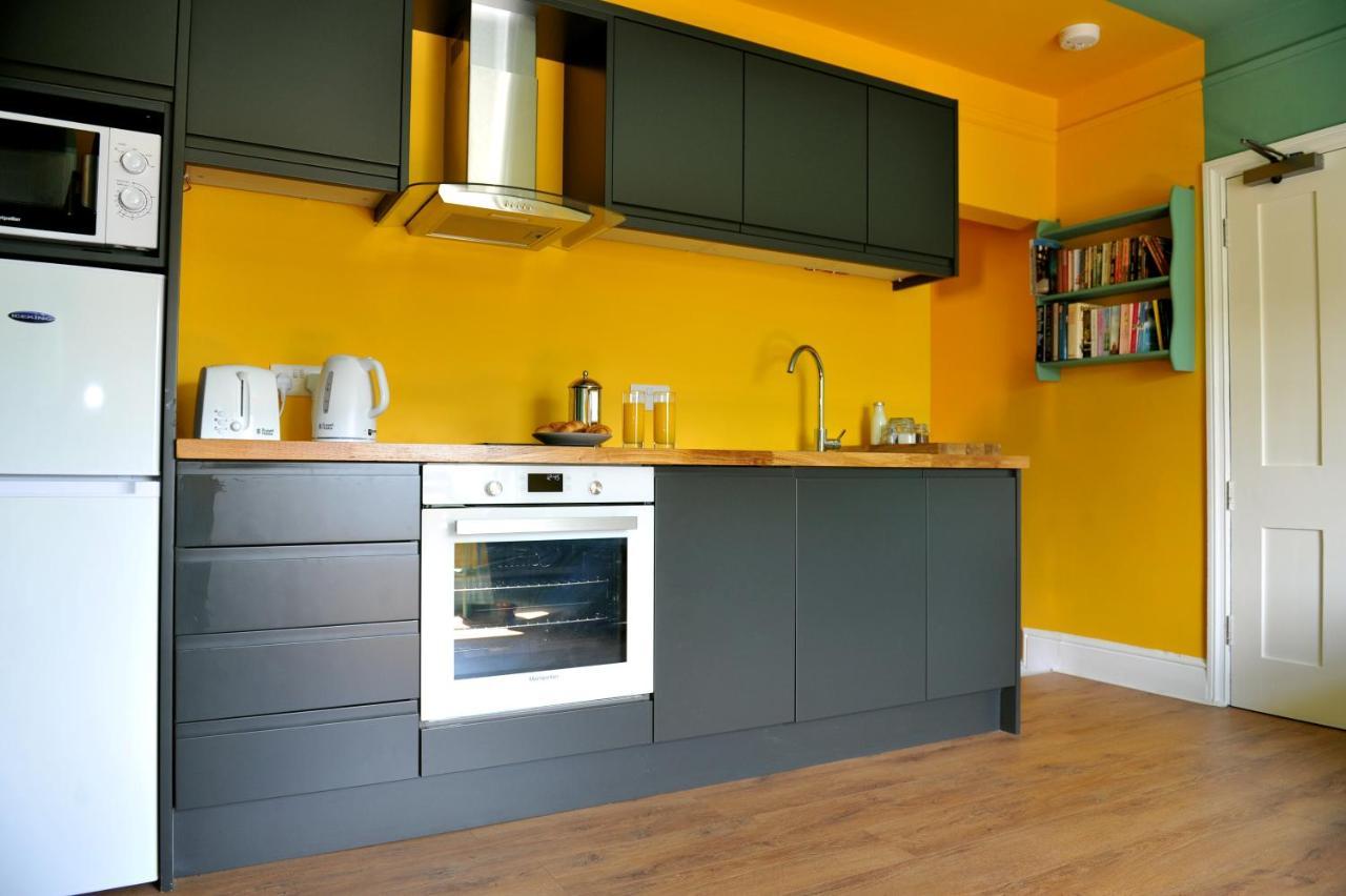 Beechurst Serviced Apartments 첼튼엄 외부 사진