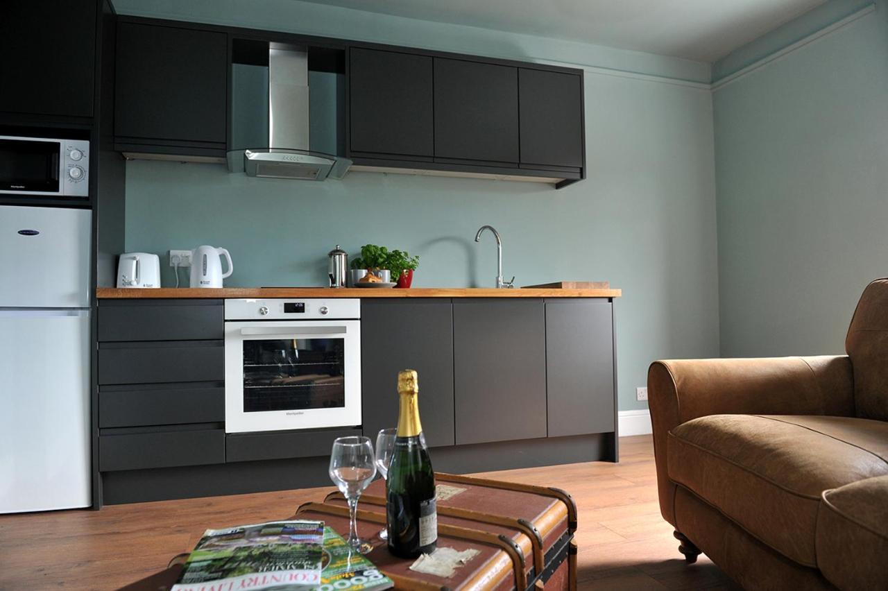 Beechurst Serviced Apartments 첼튼엄 외부 사진
