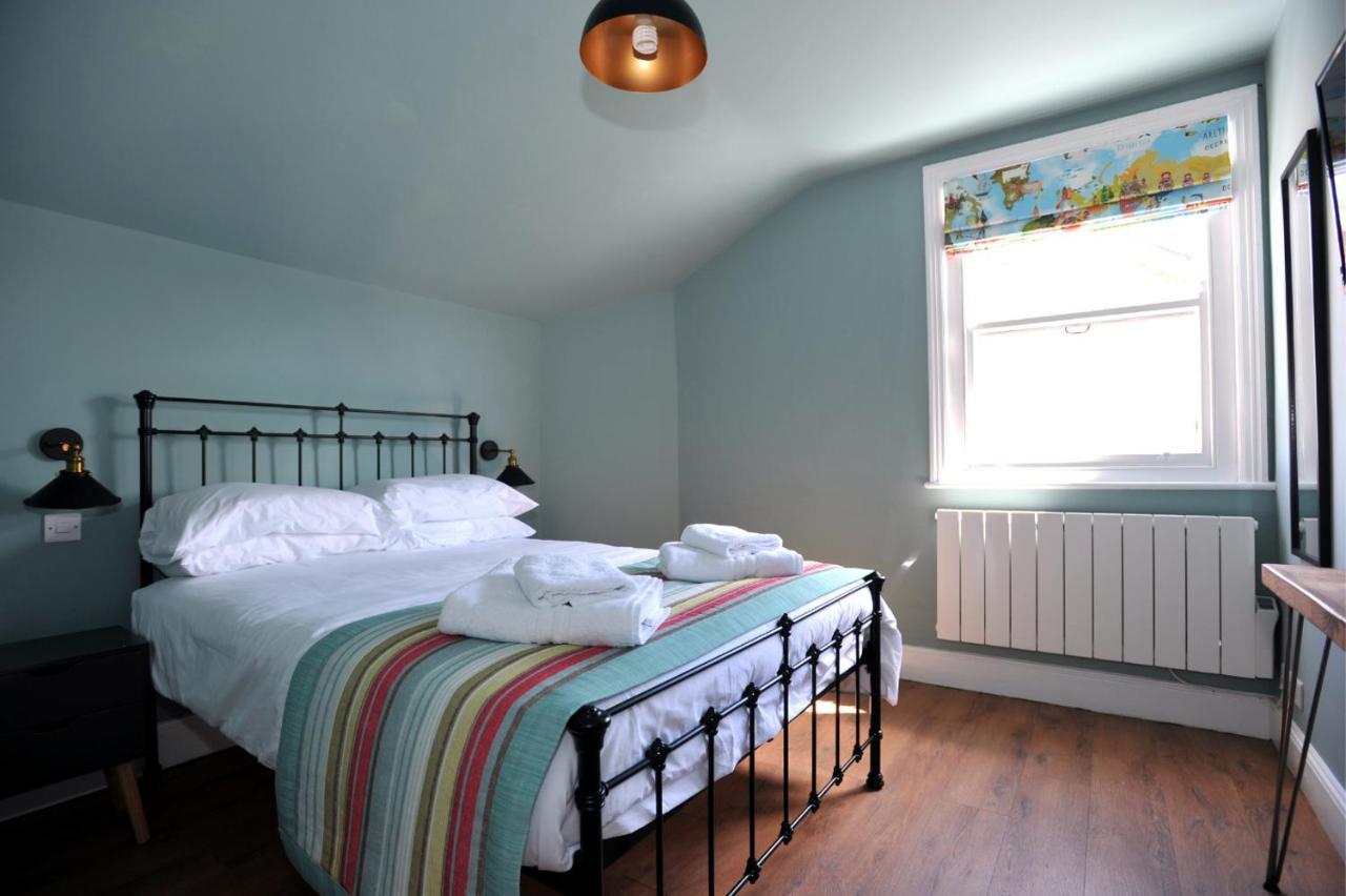 Beechurst Serviced Apartments 첼튼엄 외부 사진