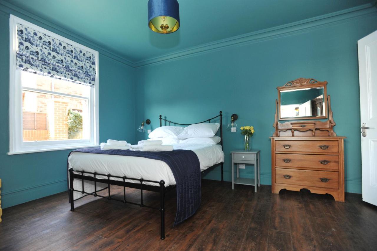 Beechurst Serviced Apartments 첼튼엄 외부 사진