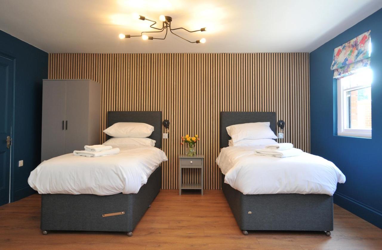 Beechurst Serviced Apartments 첼튼엄 외부 사진